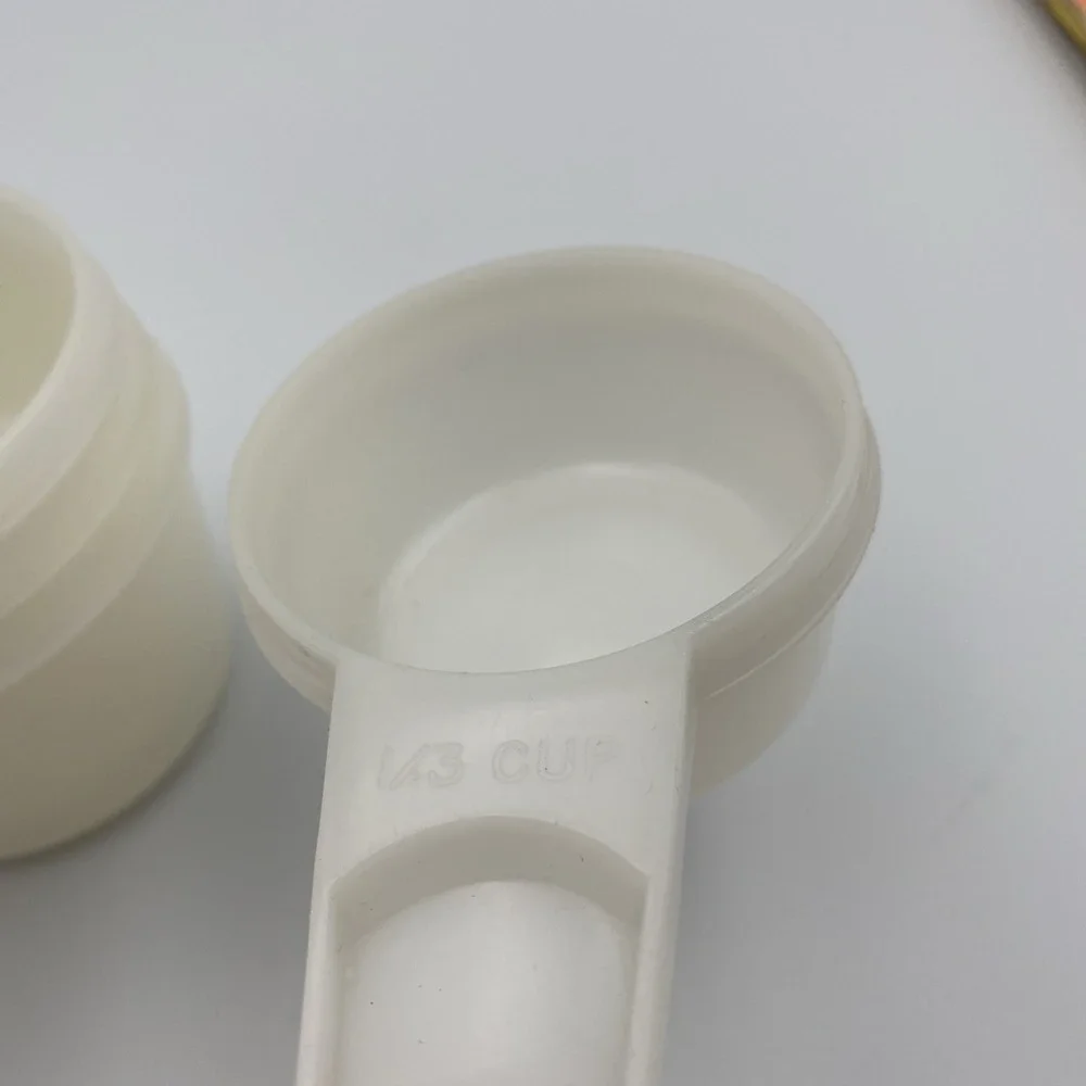 Vtg Tupperware 4 Measuring Cups Opaque (color 2) Nesting 1/3-1/2-2/3-3/4